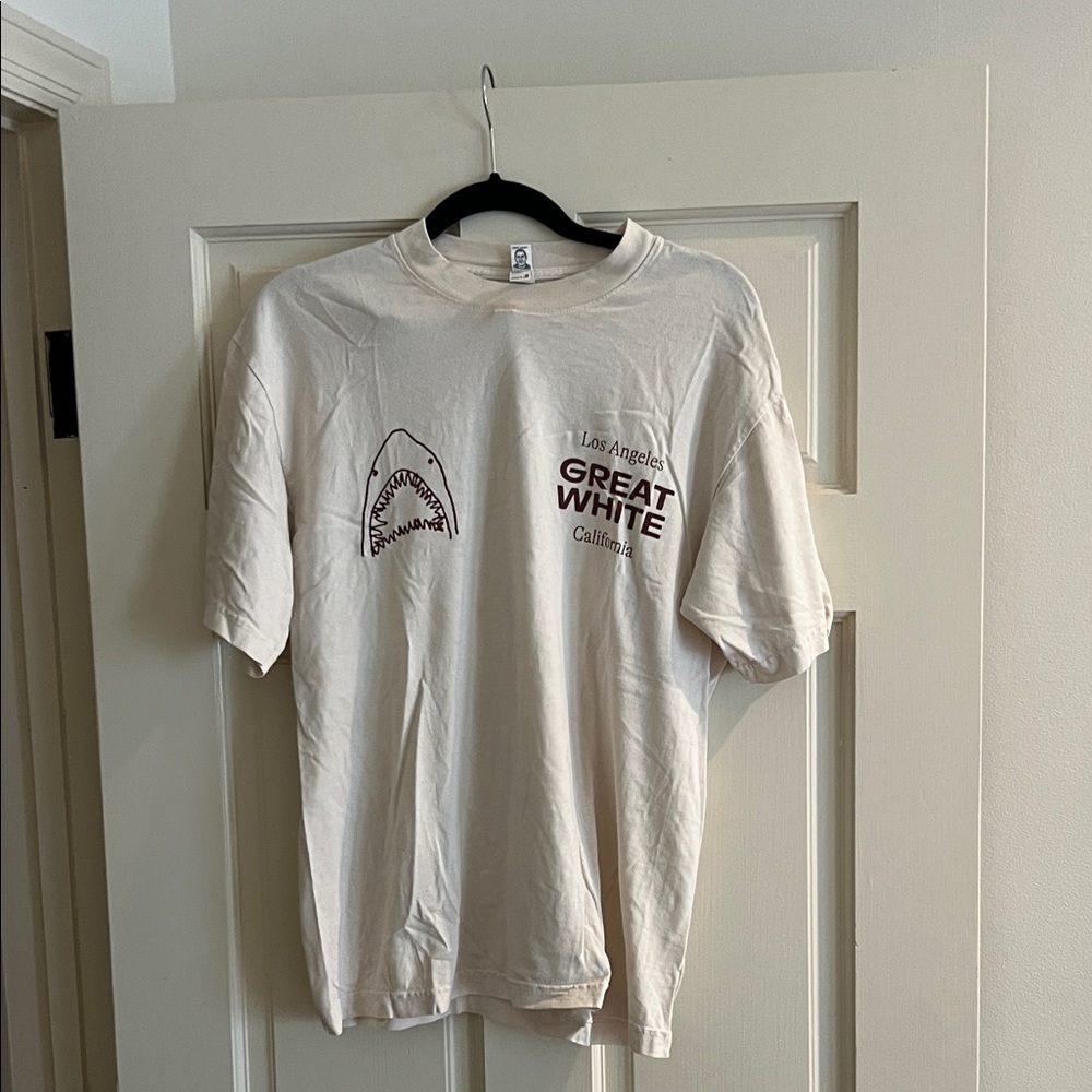Great White Cafe California Cream Graphic Tee